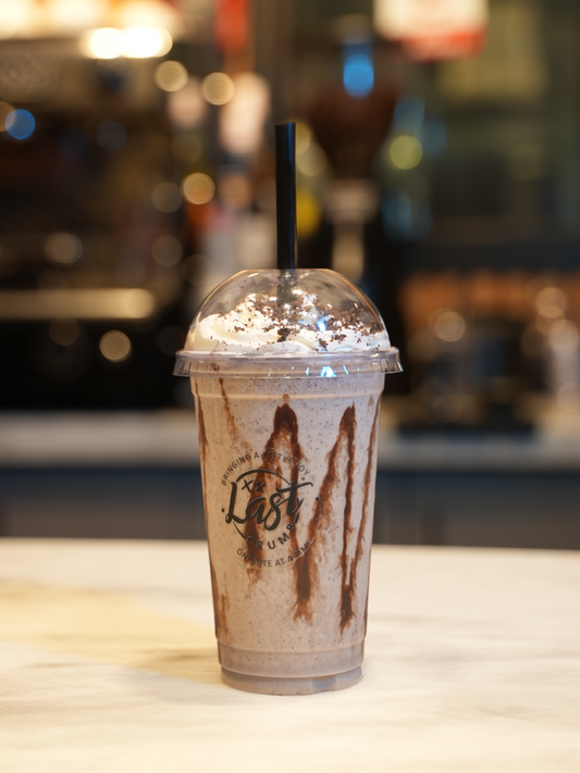 Vanilla Oreo Shake
